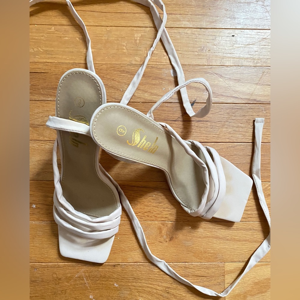 Faux Leather Wrap Around Ankle Block Heels | khaki | Size 9